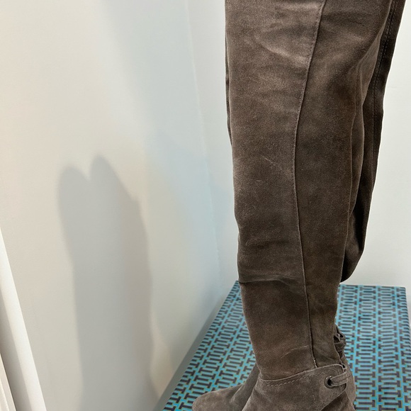 Tory Burch  boots - Picture 4 of 6